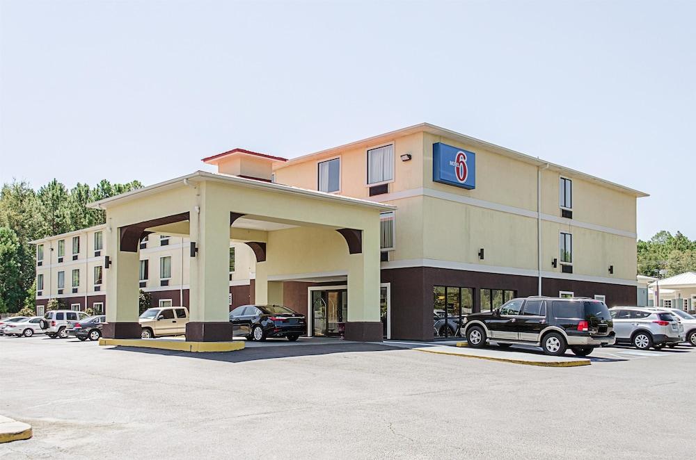 Quality Inn & Suites Biloxi Exterior photo